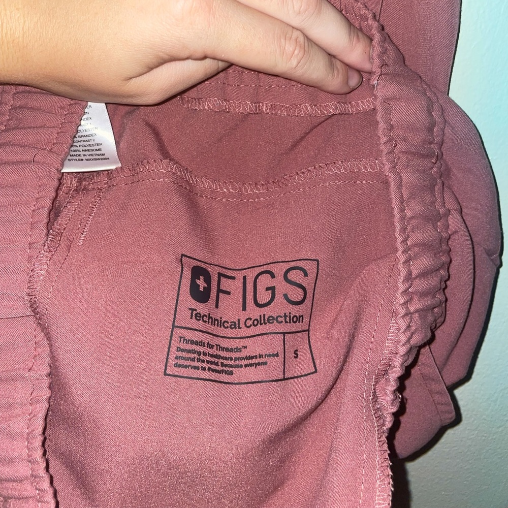 FIGS Size Small MAUVE Jogger Pants